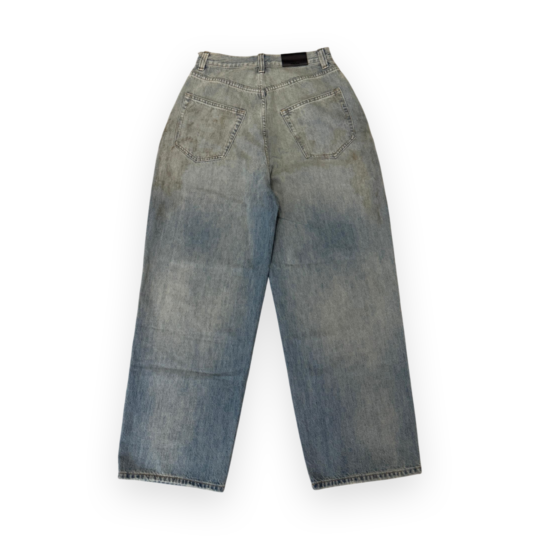 THE 3% DISTRESSED DIRTY STAIN JEANS - Image 3