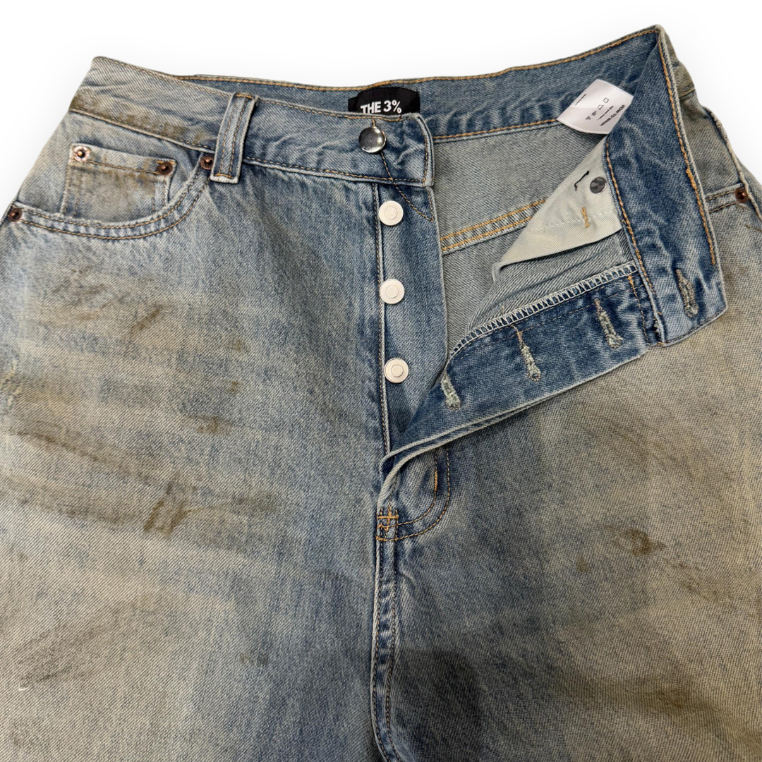 THE 3% DISTRESSED DIRTY STAIN JEANS - Image 6