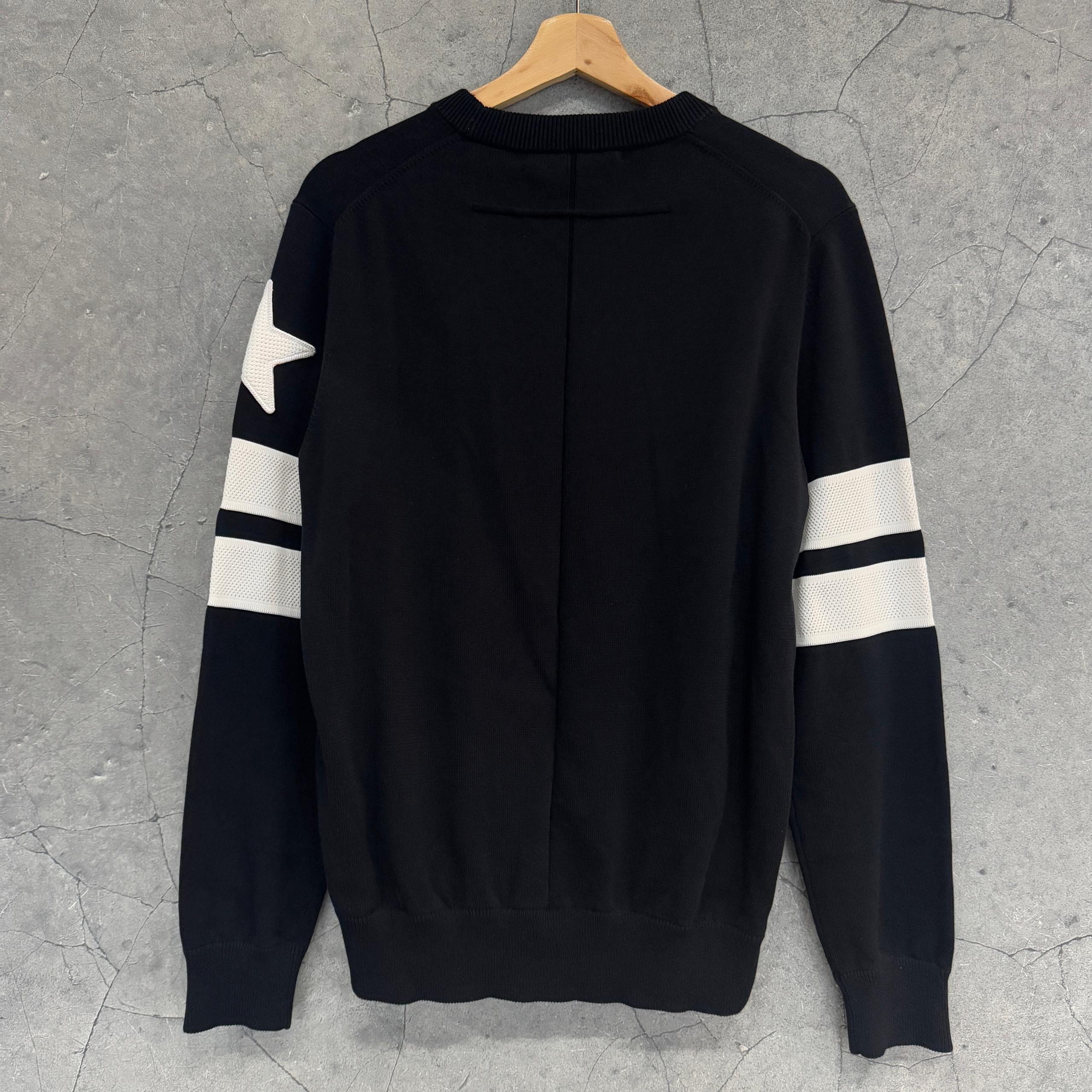 GIVENCHY SIDE STRIPE STWATER - USED - Image 4