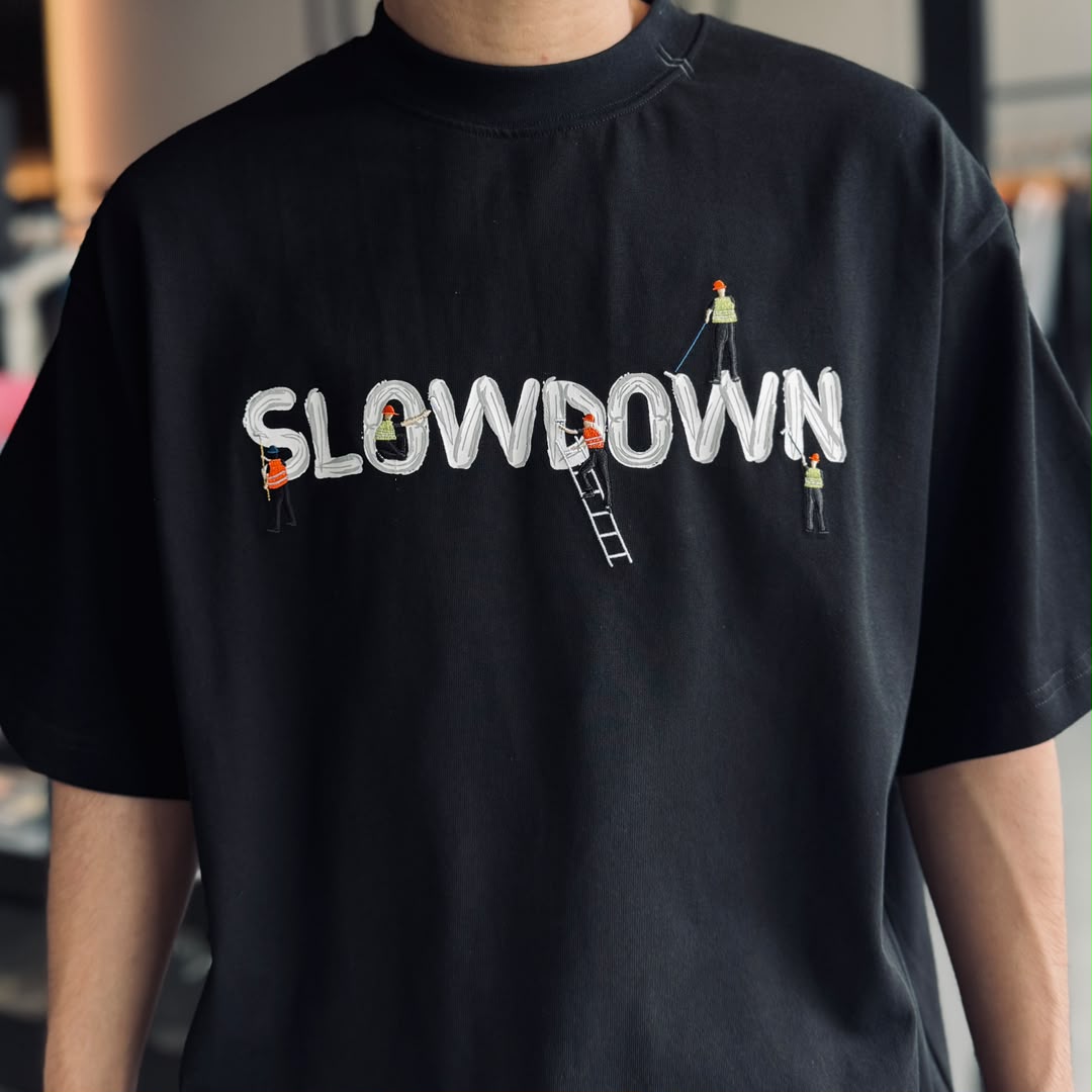 SLOWDOWN PAINTER-INSPIRED 3D PUFF EMBROIDERY TEE - Image 8