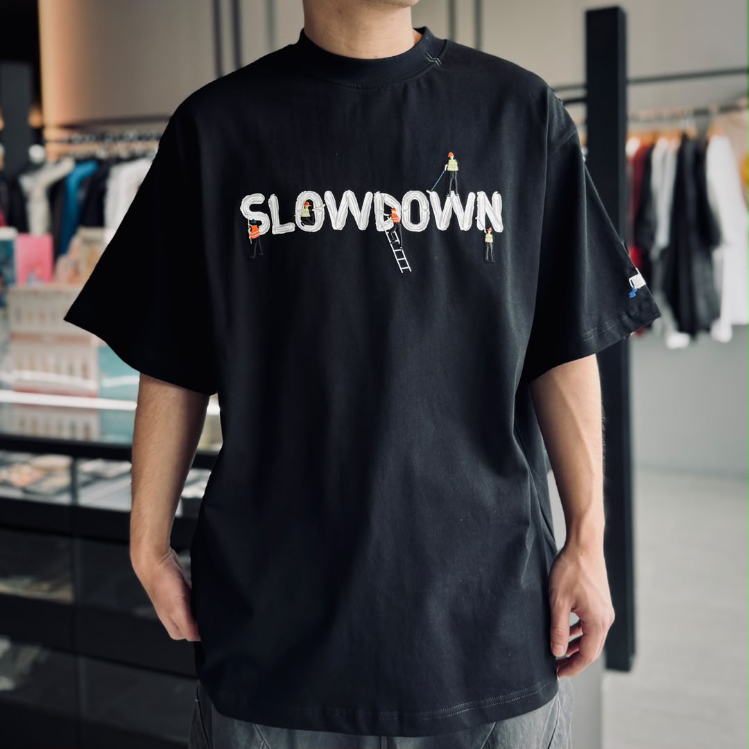 SLOWDOWN PAINTER-INSPIRED 3D PUFF EMBROIDERY TEE - Image 7